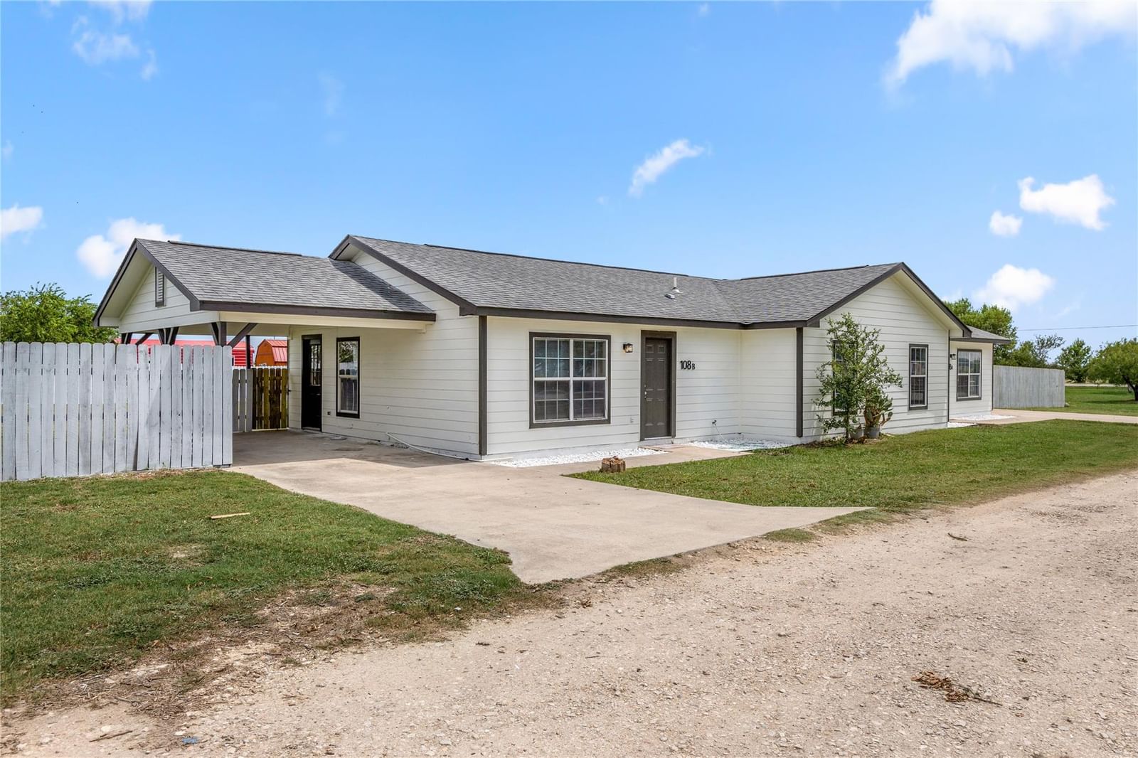 108 GM LN - Photo 1