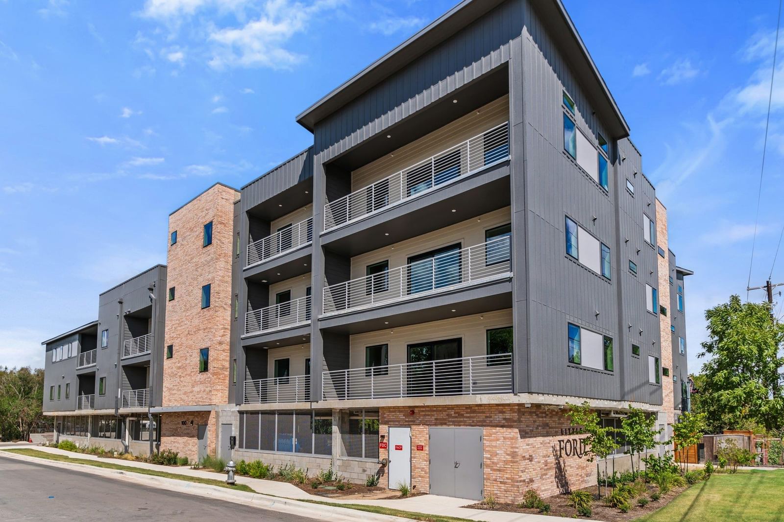 100 Mockingbird LN #205 - Photo 1