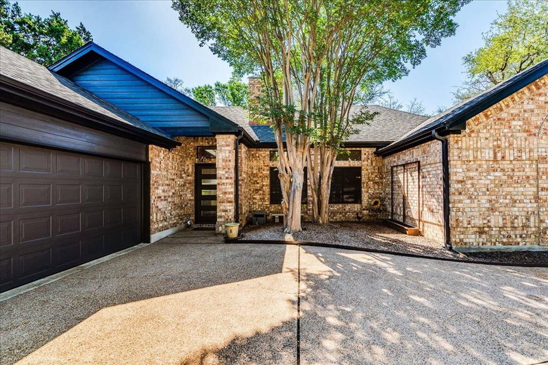 Property photo 32
