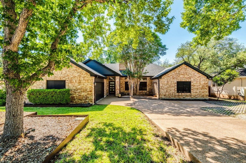 Property photo 35