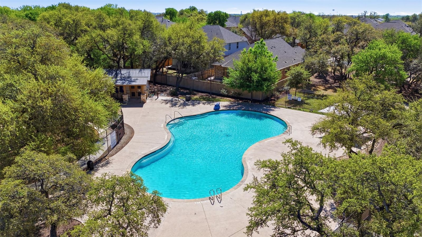 Photo 28