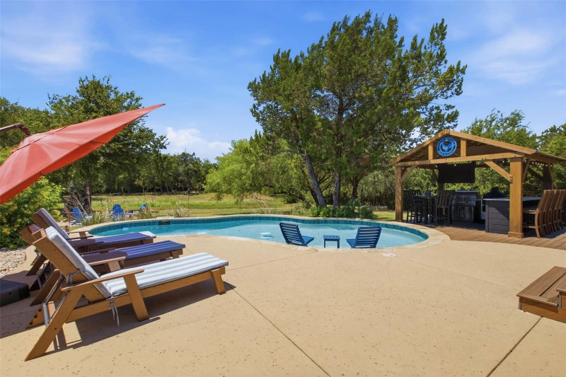 Property photo 37