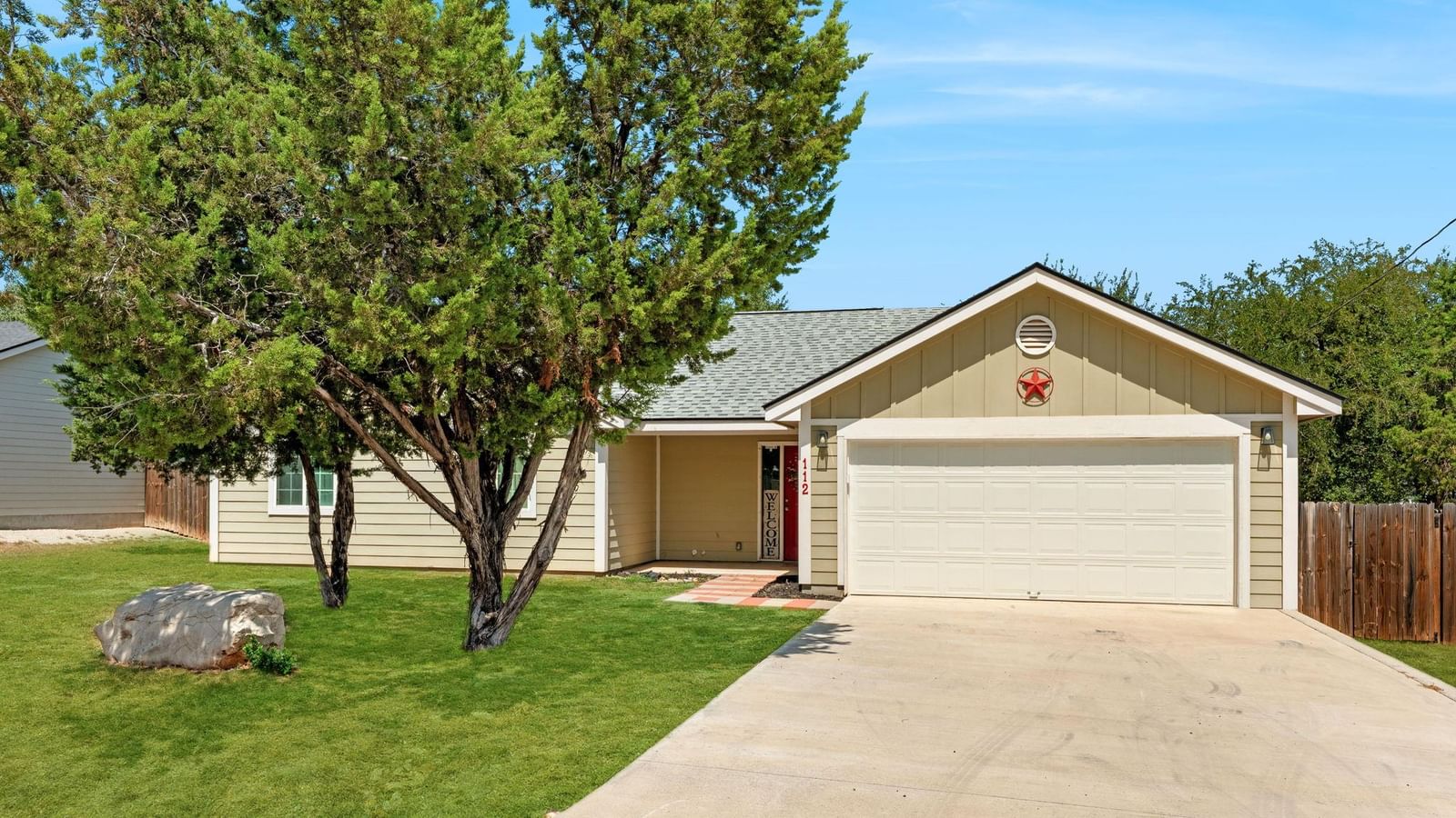 112 Brianna CIR - Photo 1