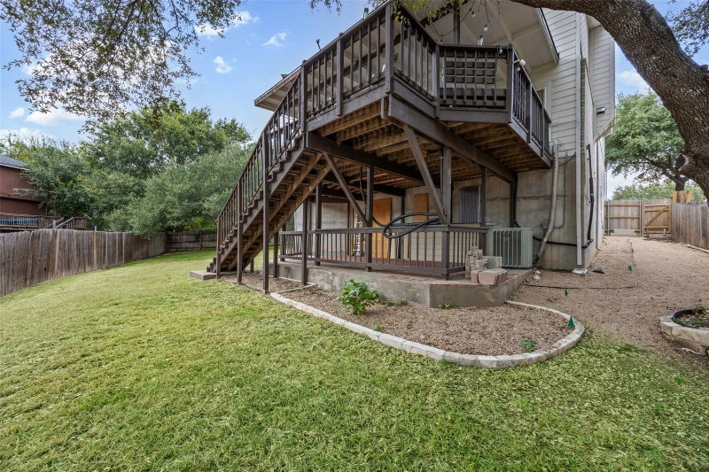 Property photo 37