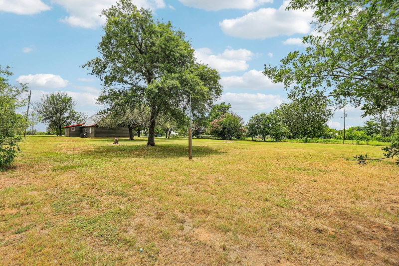 Property photo 37