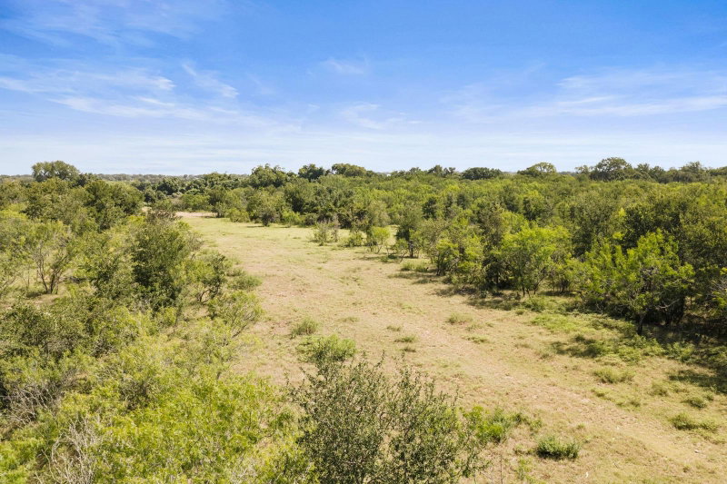 Property photo 28