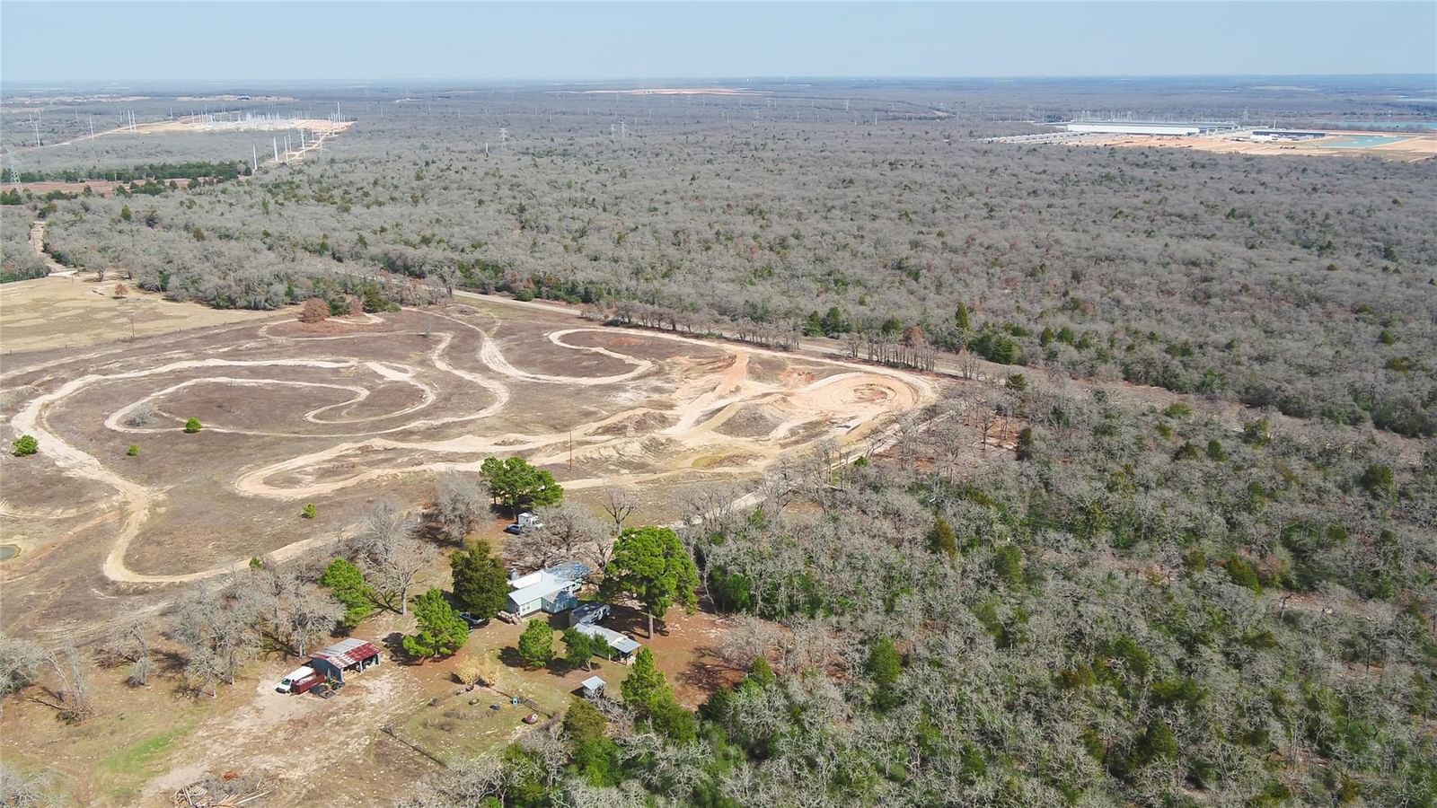 4066 County Road 448 - Photo 1