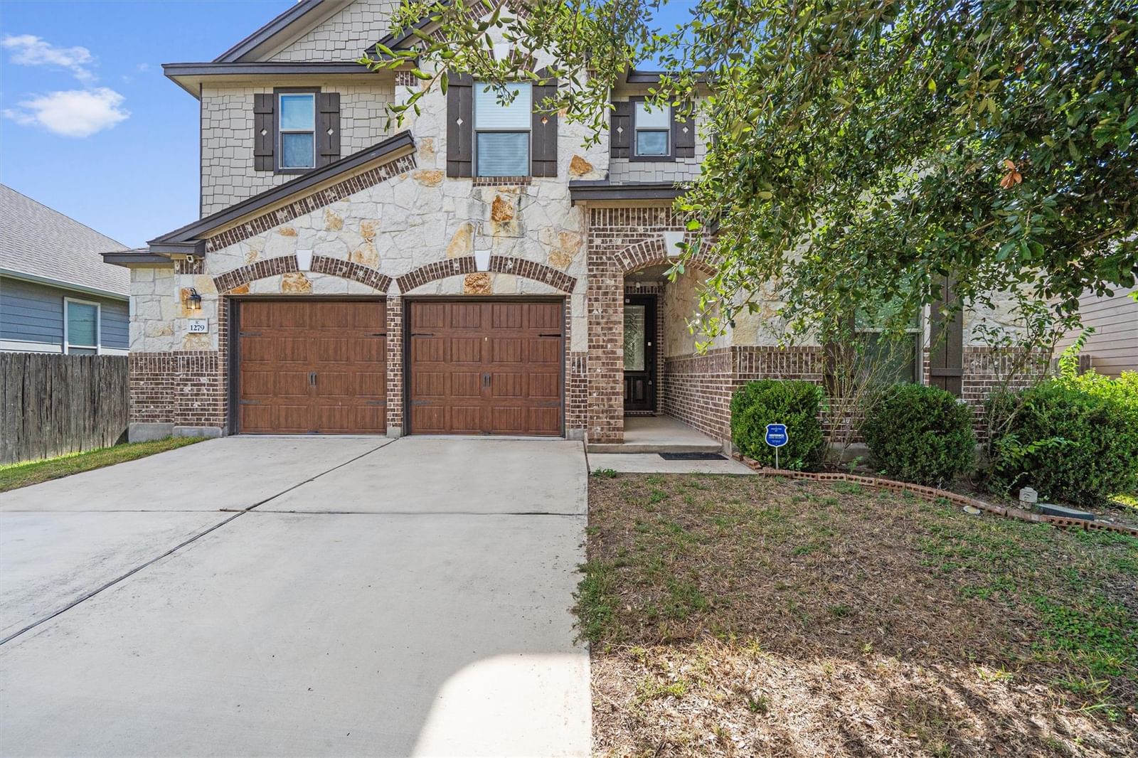 1279 Verna Brooks WAY - Photo 1