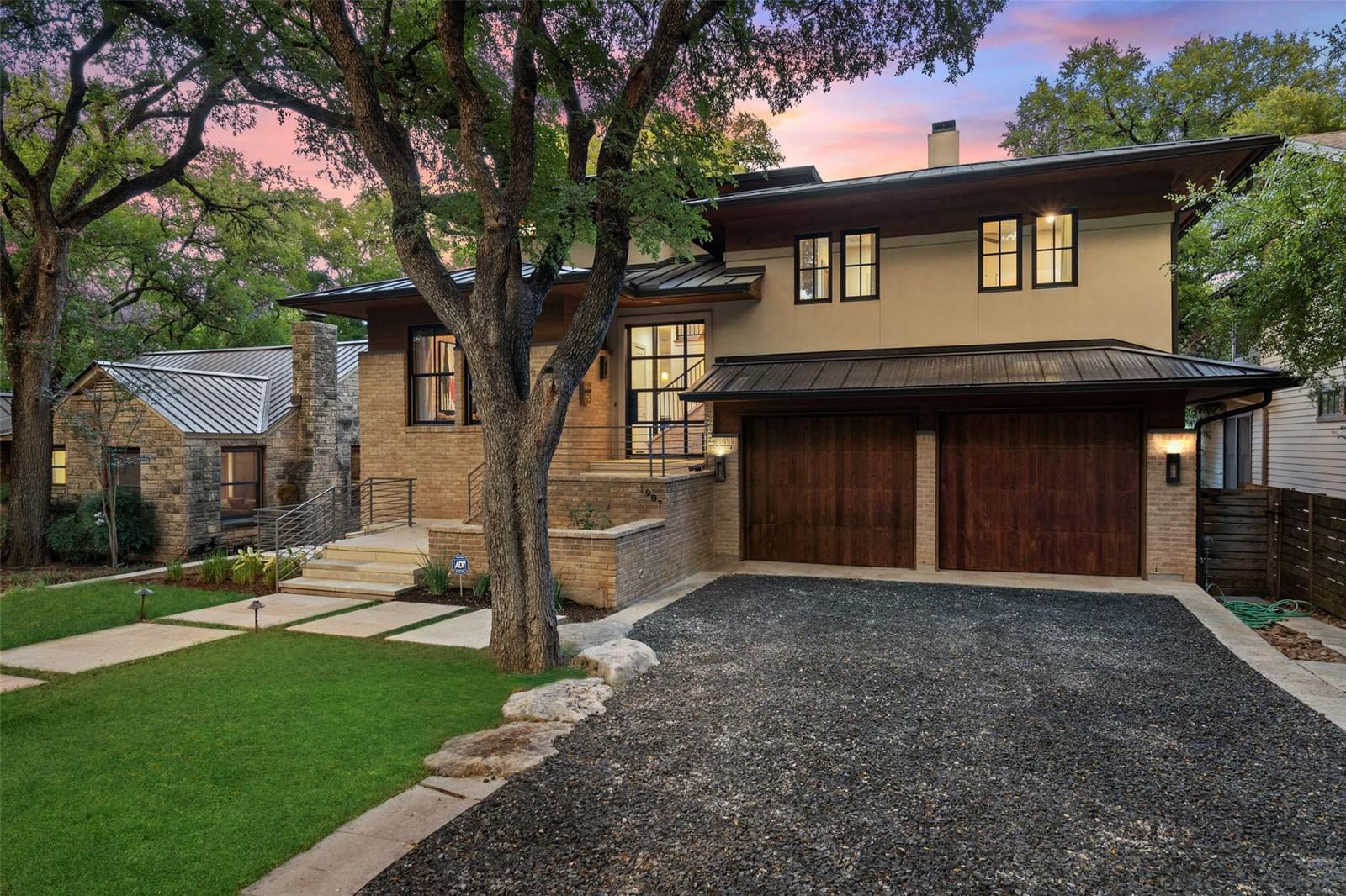 1907 McCall RD - Photo 1