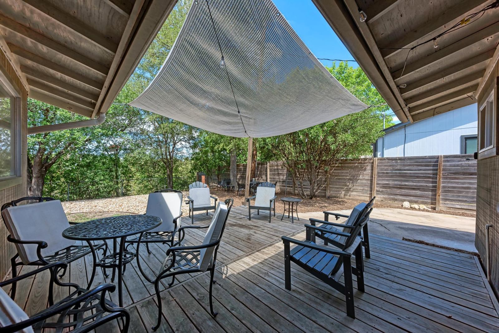 Photo 32