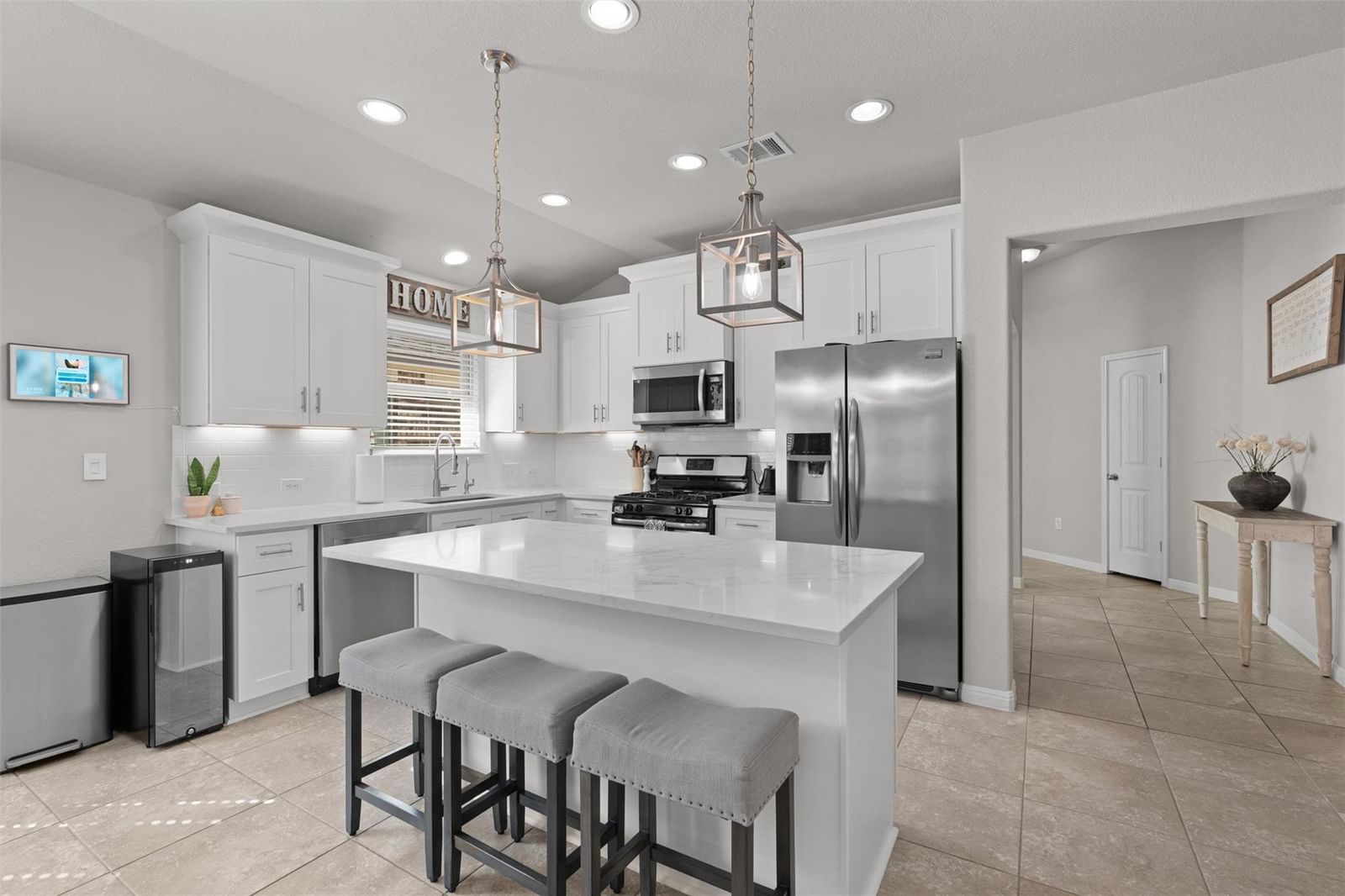 524 Longhorn Cavern RD - Photo 1
