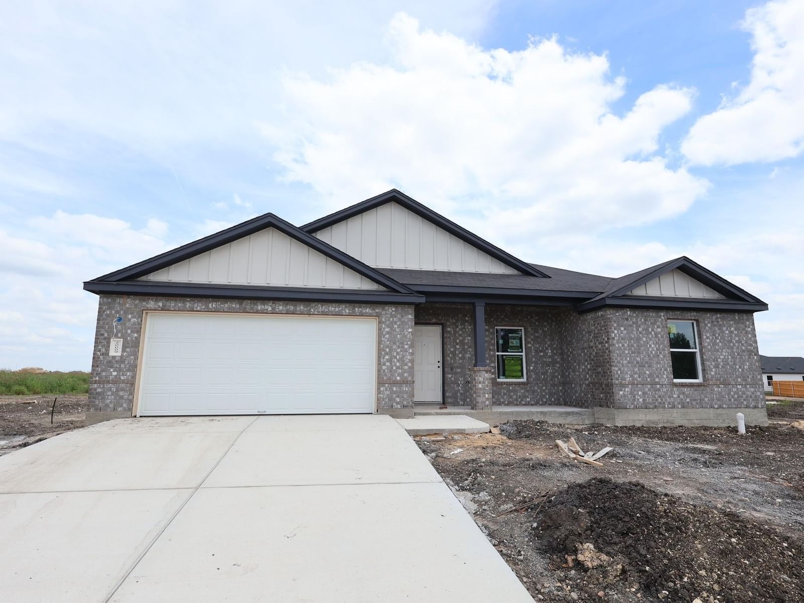 20009 Cornyn LN - Photo 1
