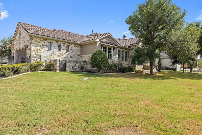 Property photo 37