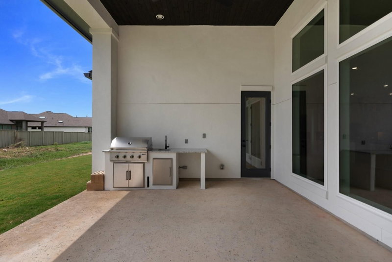 Property photo 38