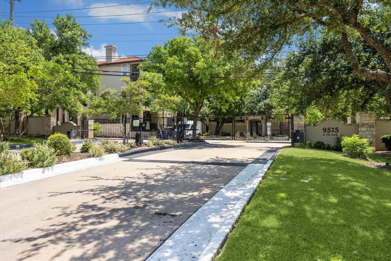 Property photo 28