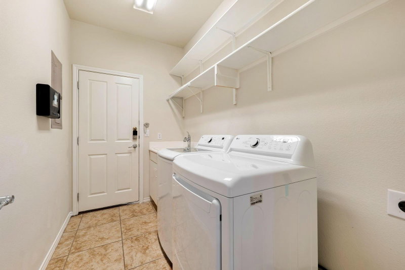 Property photo 38