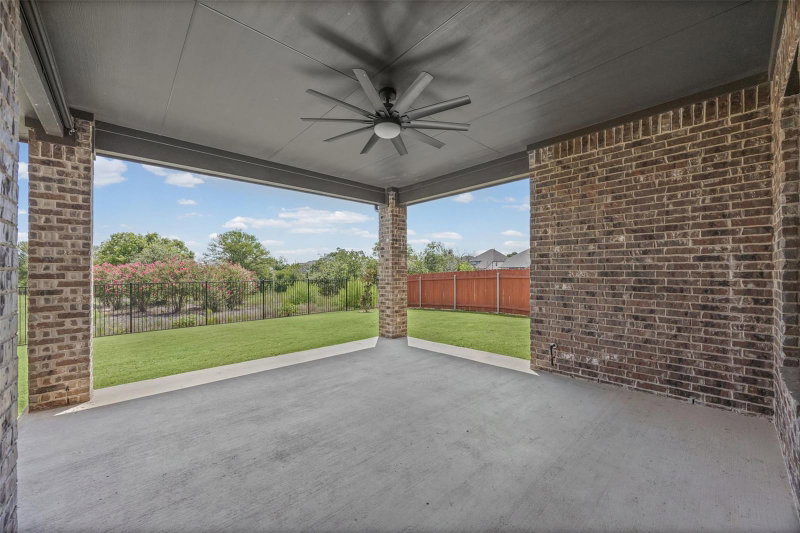 Property photo 38