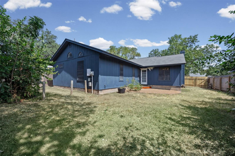 Property photo 35