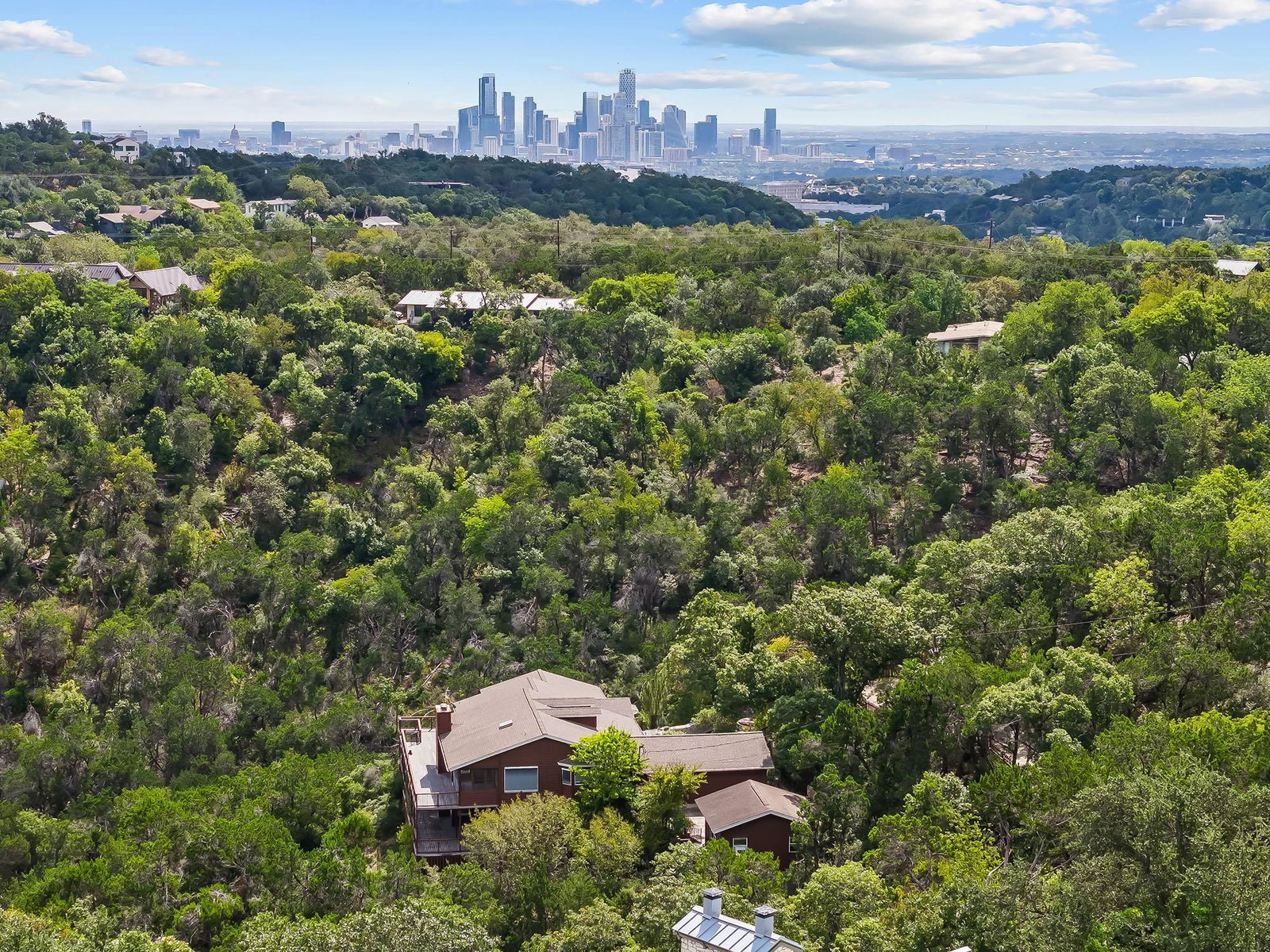 1302 Circle Ridge DR - Photo 1