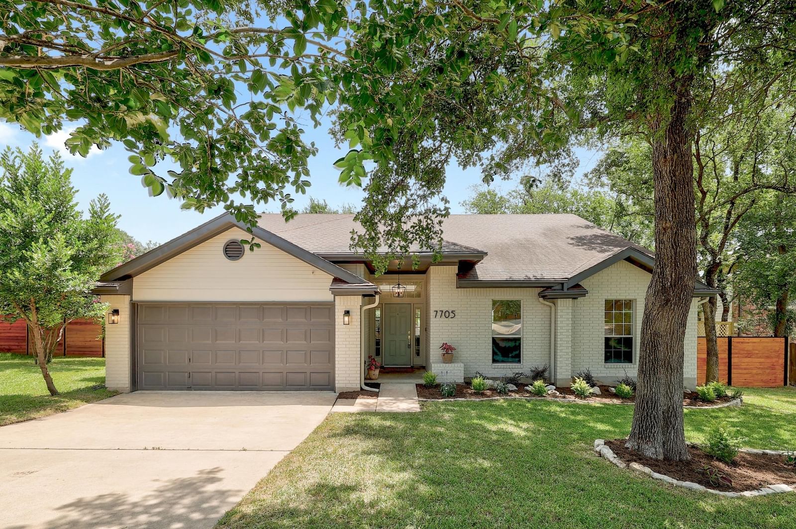 7705 Jester BLVD - Photo 1