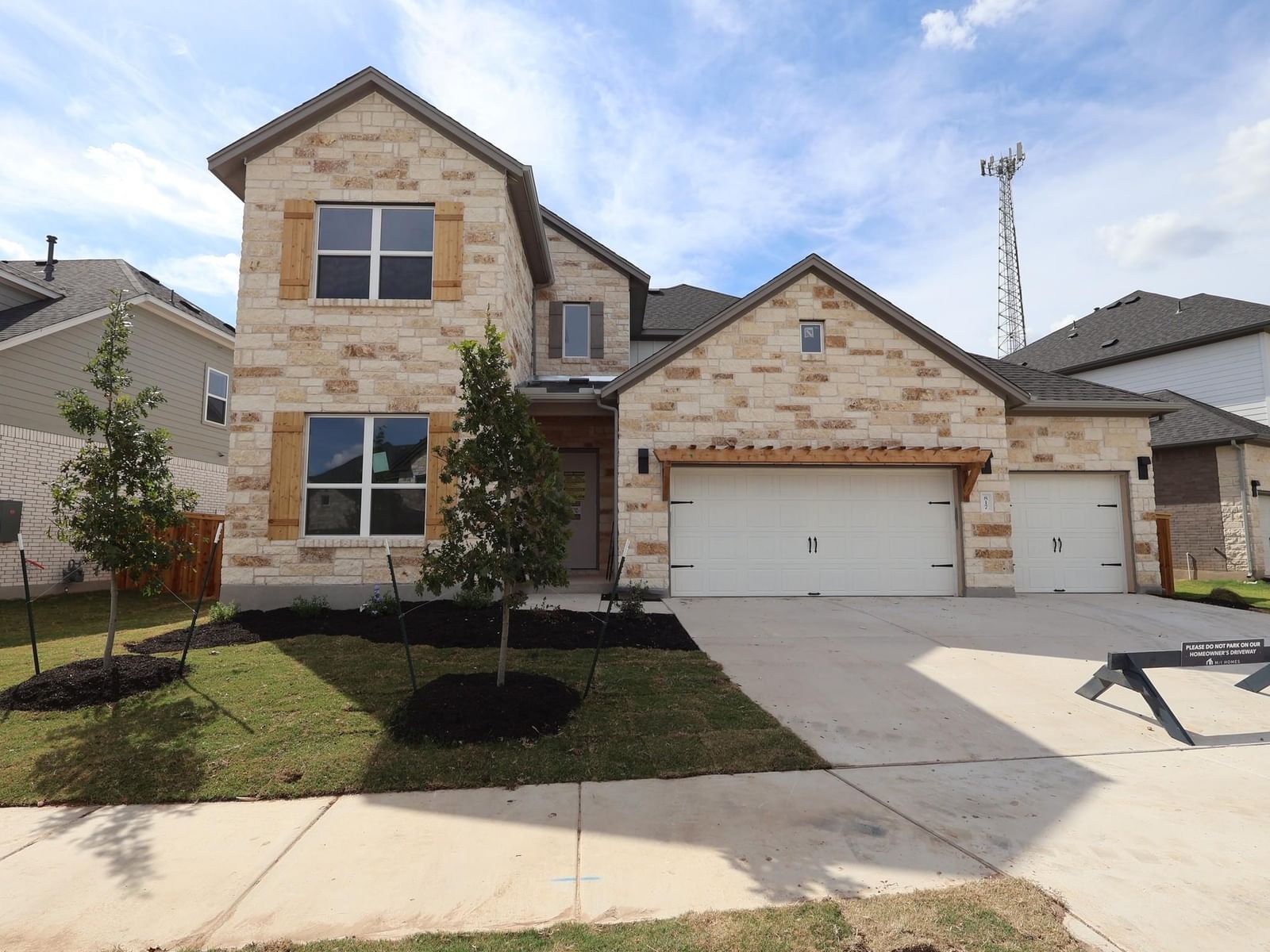 817 Purmela ST - Photo 1
