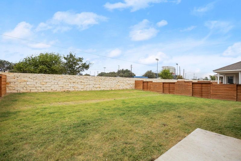 Property photo 25