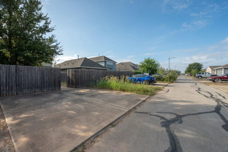 Property photo 24
