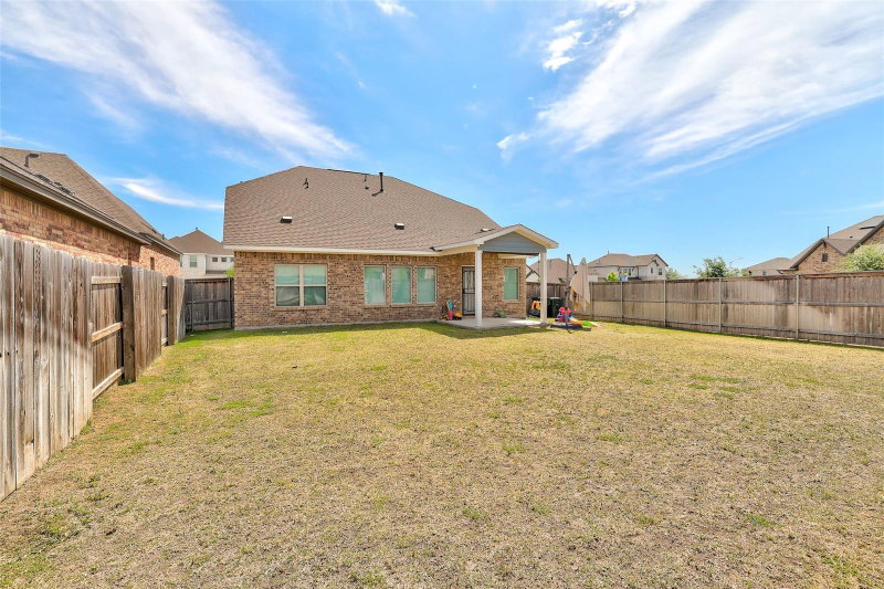Property photo 24