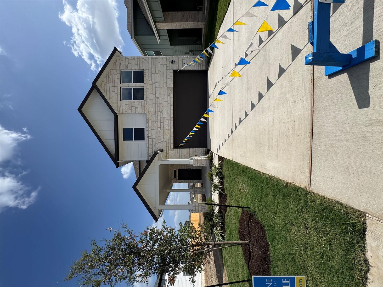 311 Young ST - Photo 1