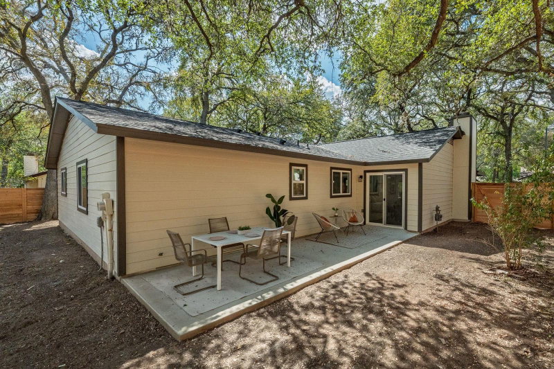Property photo 32