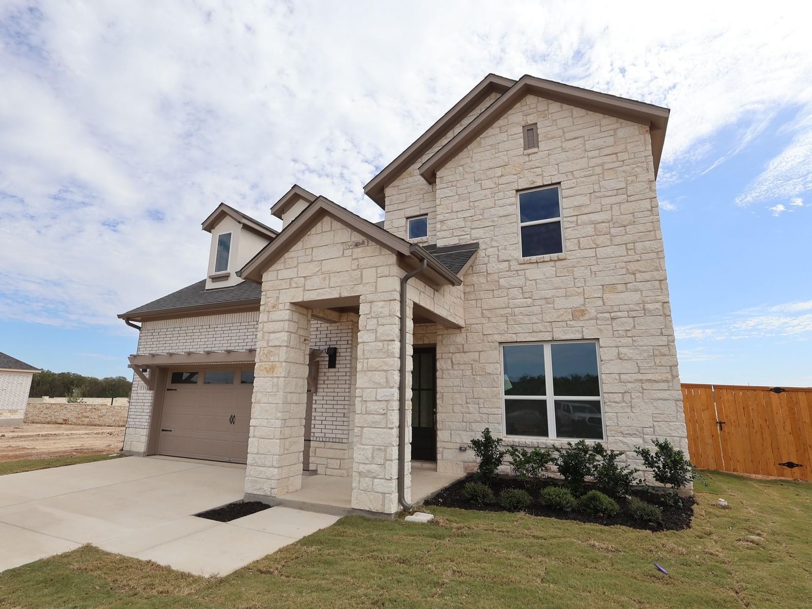 135 Pinky Varner CT - Photo 1