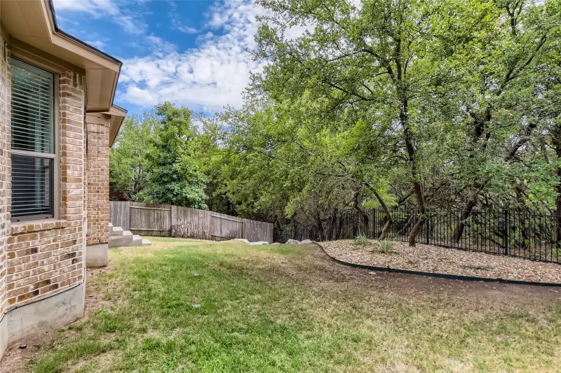 Property photo 32