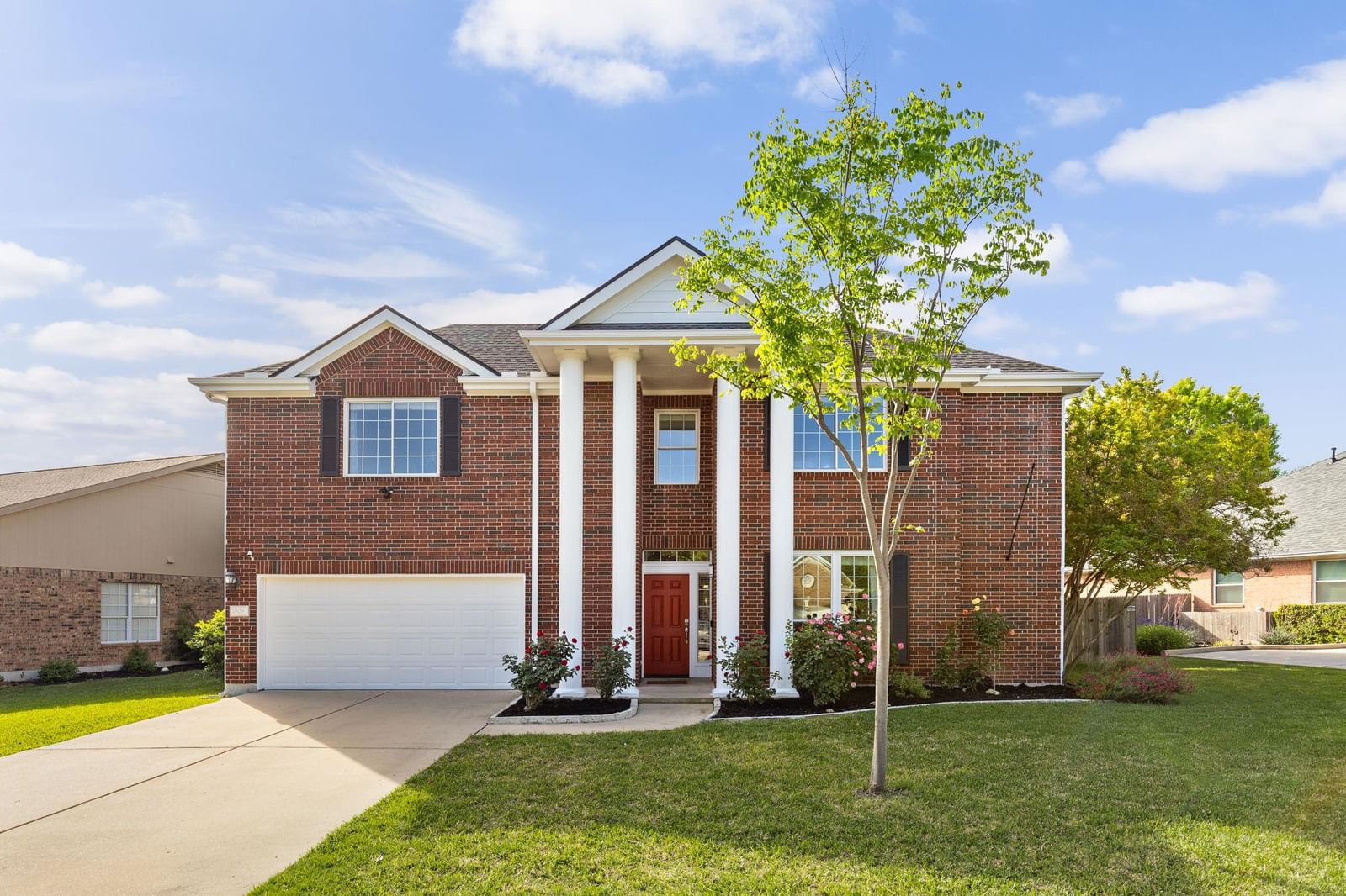 1808 Todd LN - Photo 1