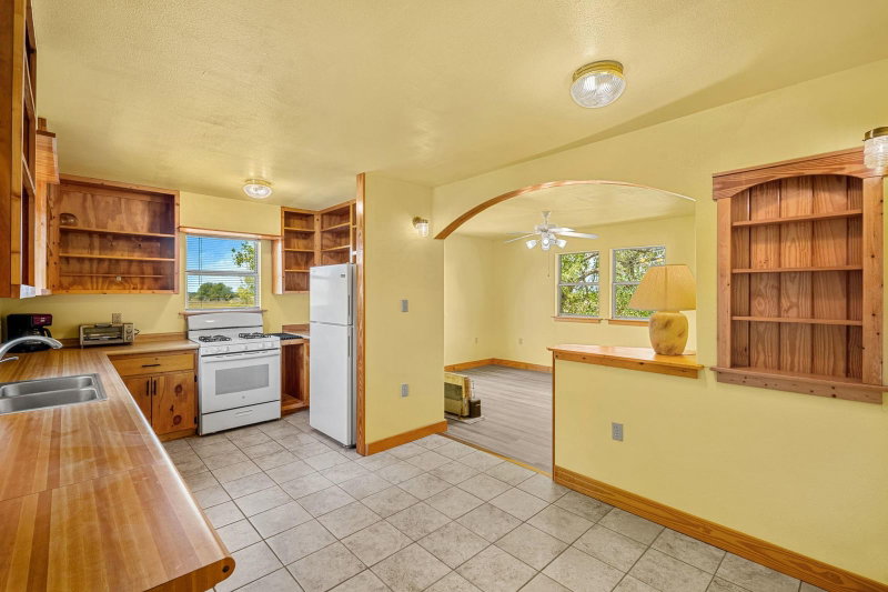 Property photo 33