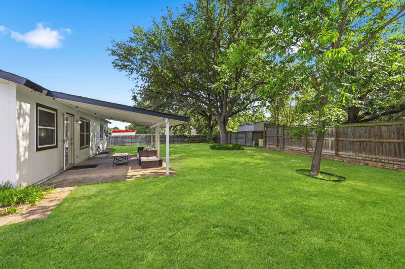 Property photo 28