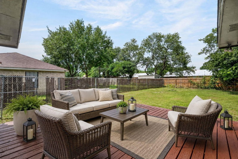 Property photo 35
