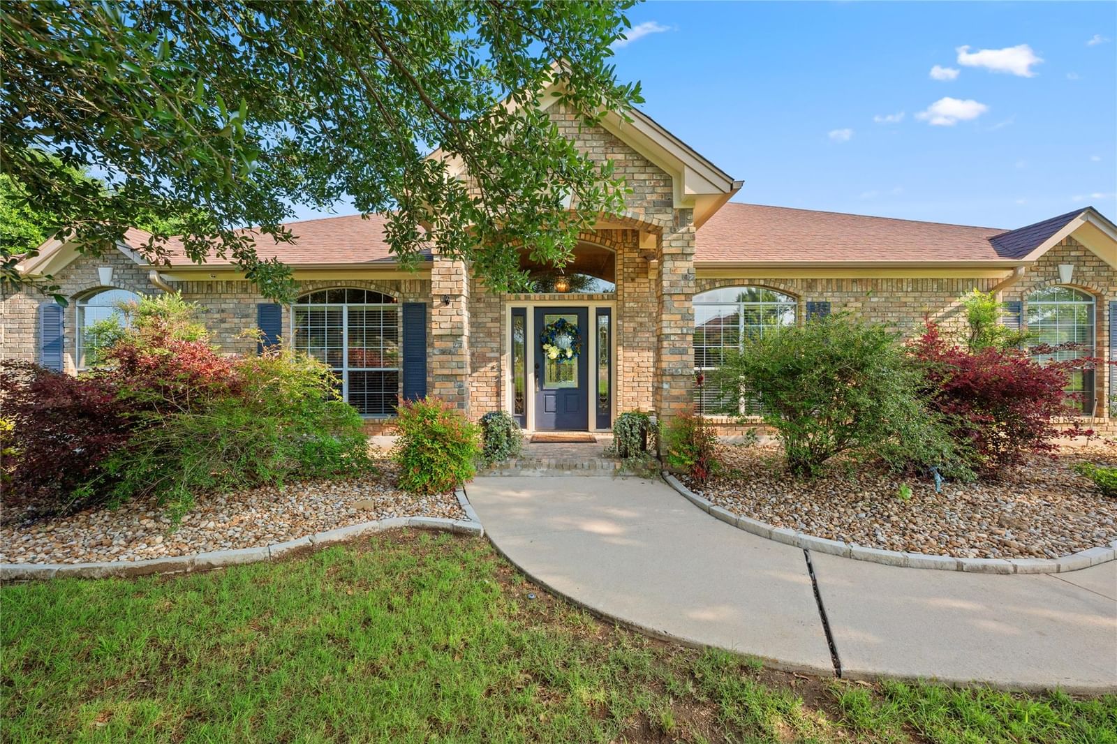 266 Courtnees WAY - Photo 1