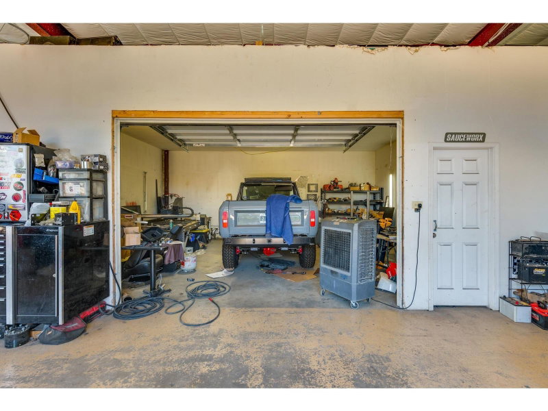 Property photo 38