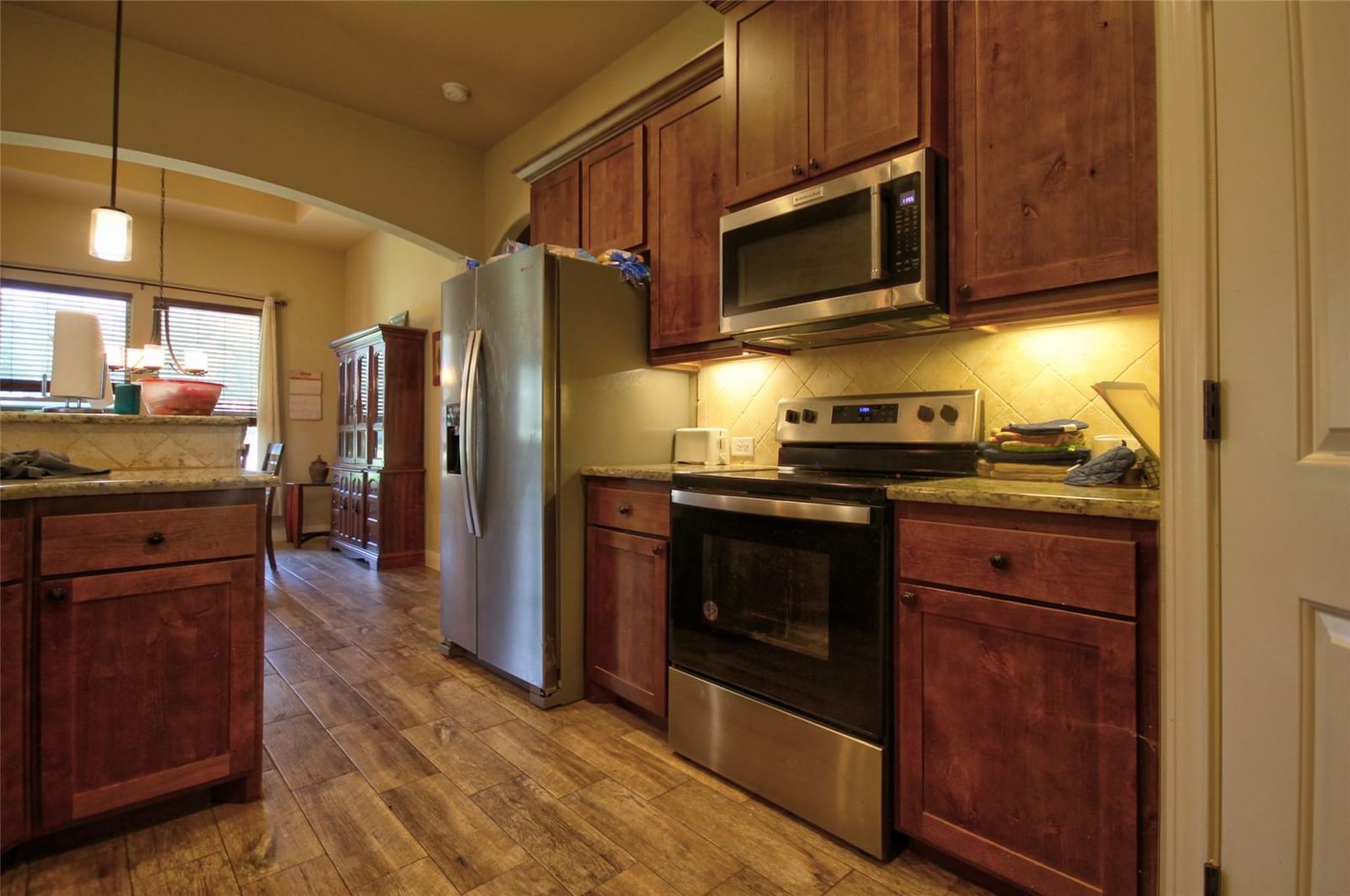 Photo 8