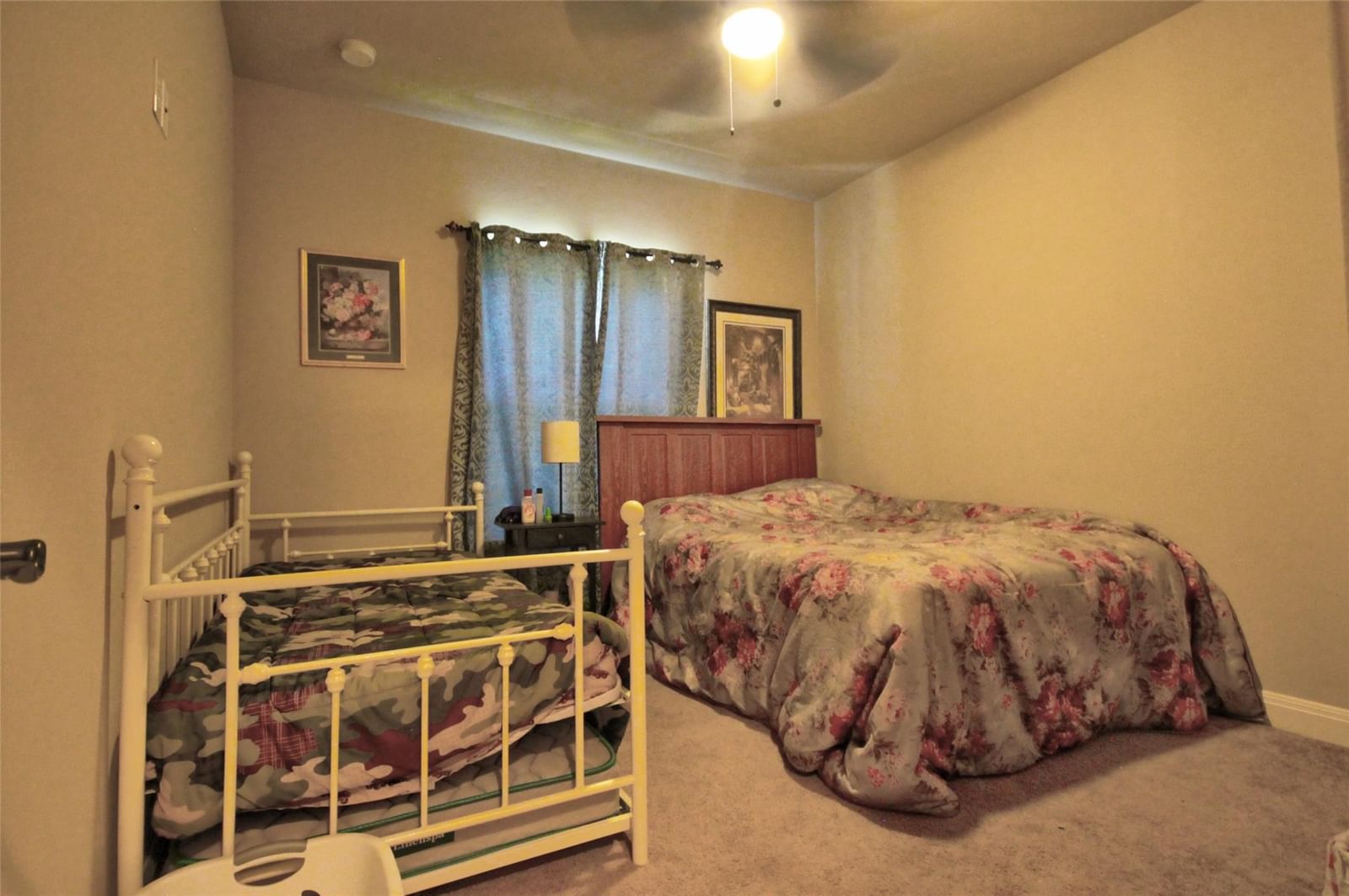Photo 12