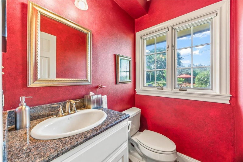 Property photo 24