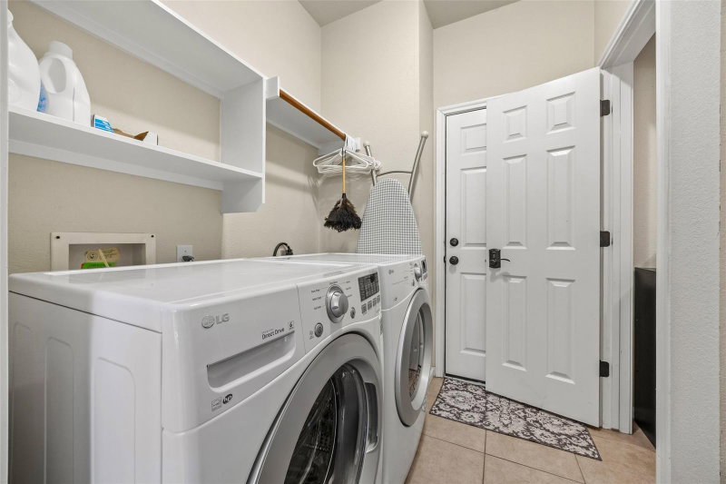 Property photo 33