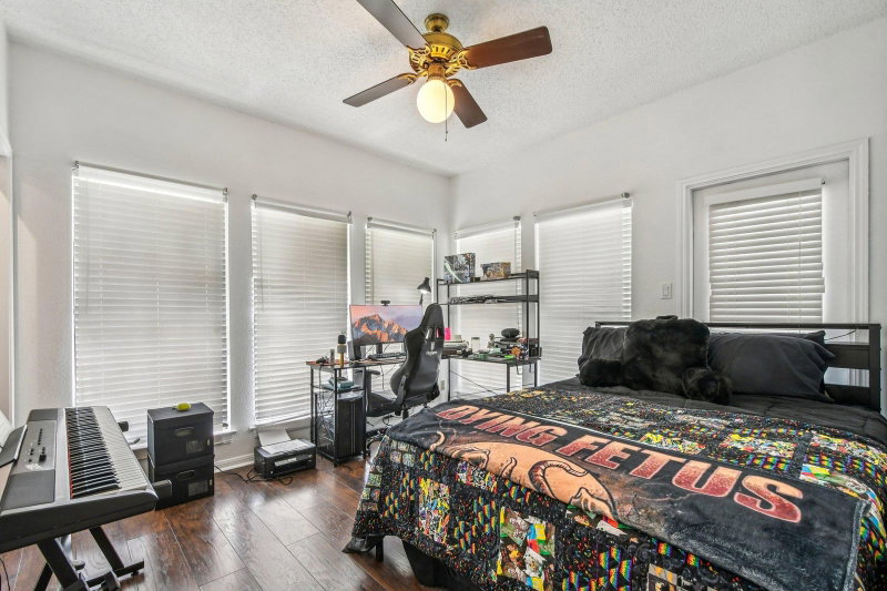 Property photo 17