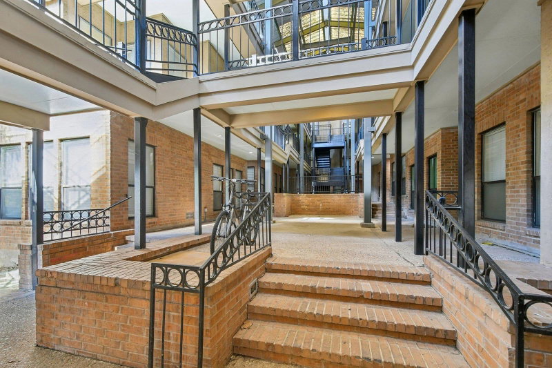 Property photo 24