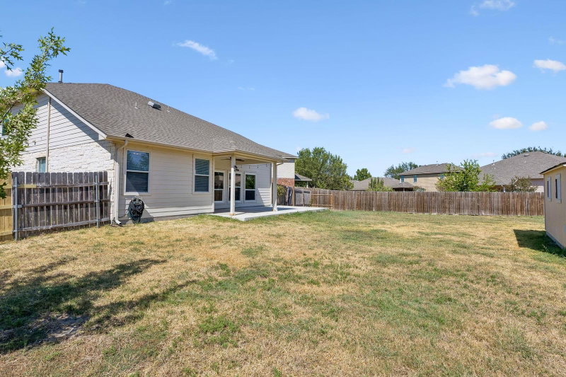 Property photo 33