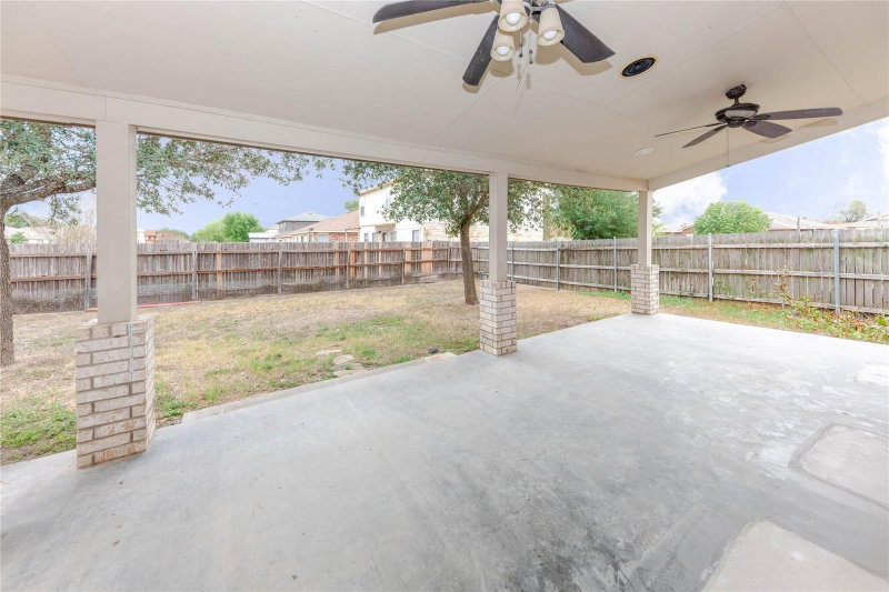 Property photo 35