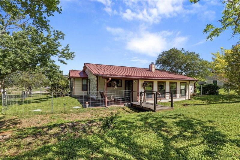 Property photo 28