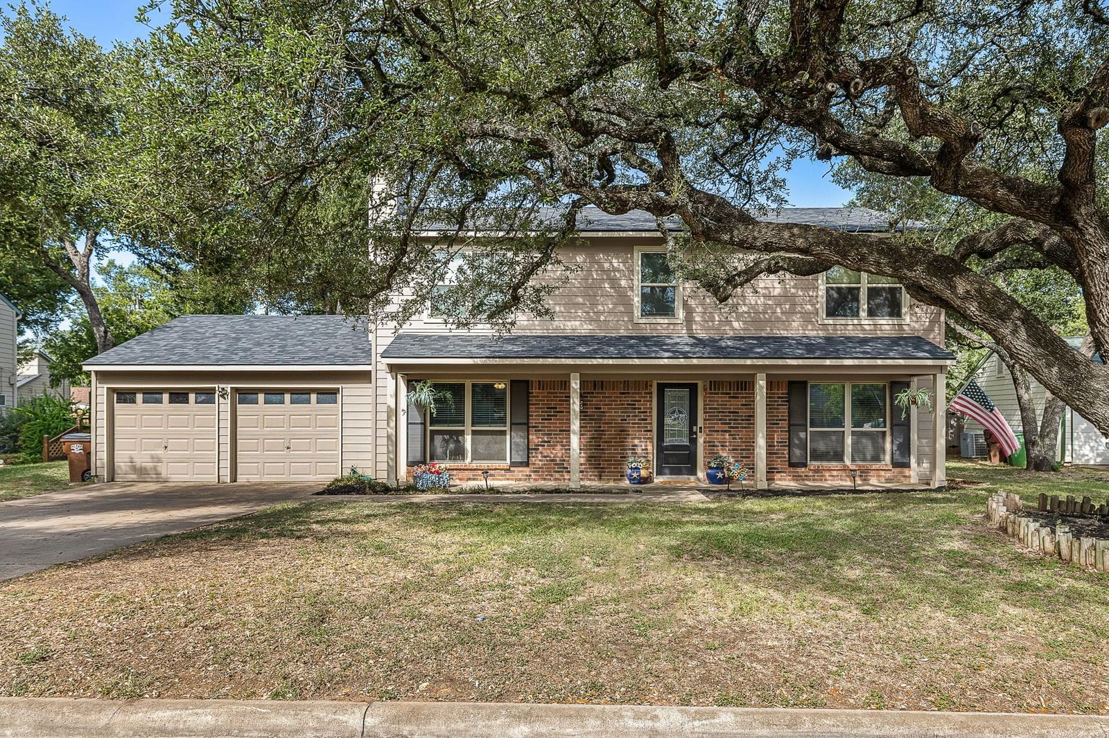 2300 OAKRIDGE DR - Photo 1