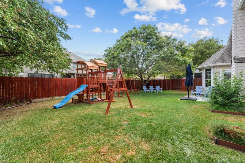Property photo 37