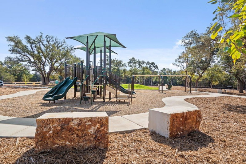 Property photo 31
